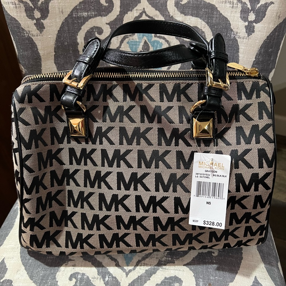 Michael Kors Grayson Beige/Black Satchel